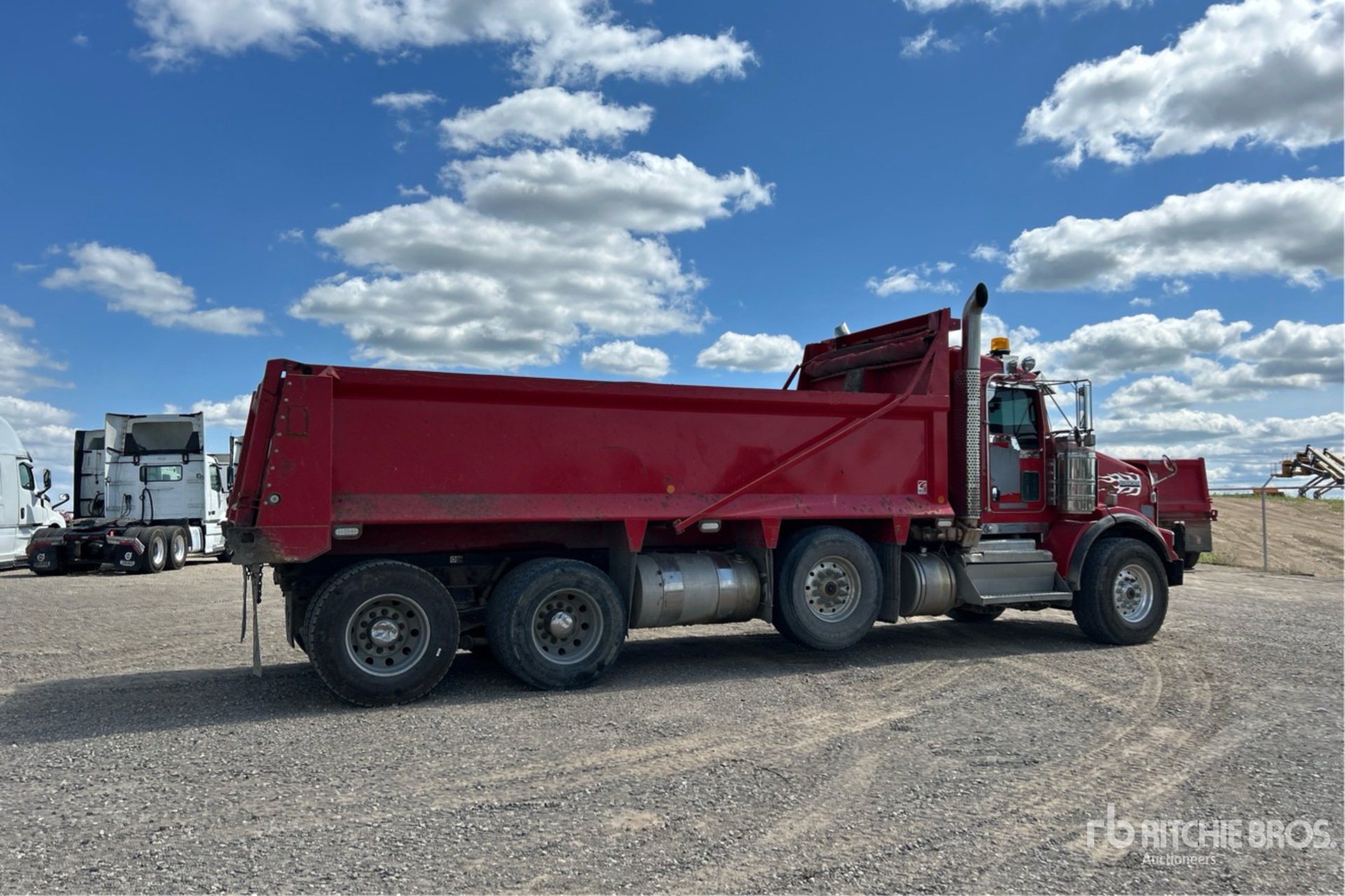 General Appearance with Imagen: esquina trasera derecha