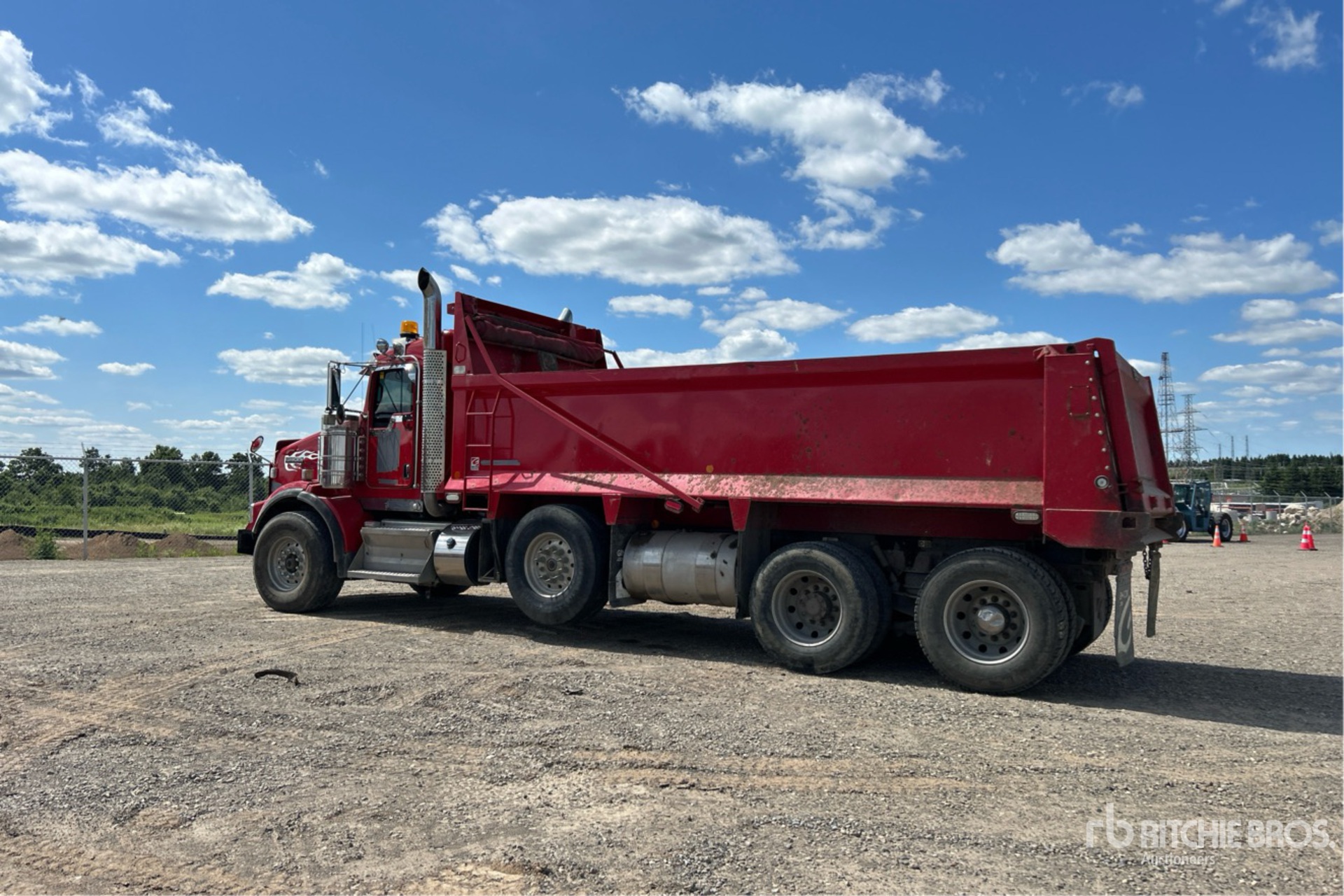 General Appearance with Imagen: esquina trasera izquierda