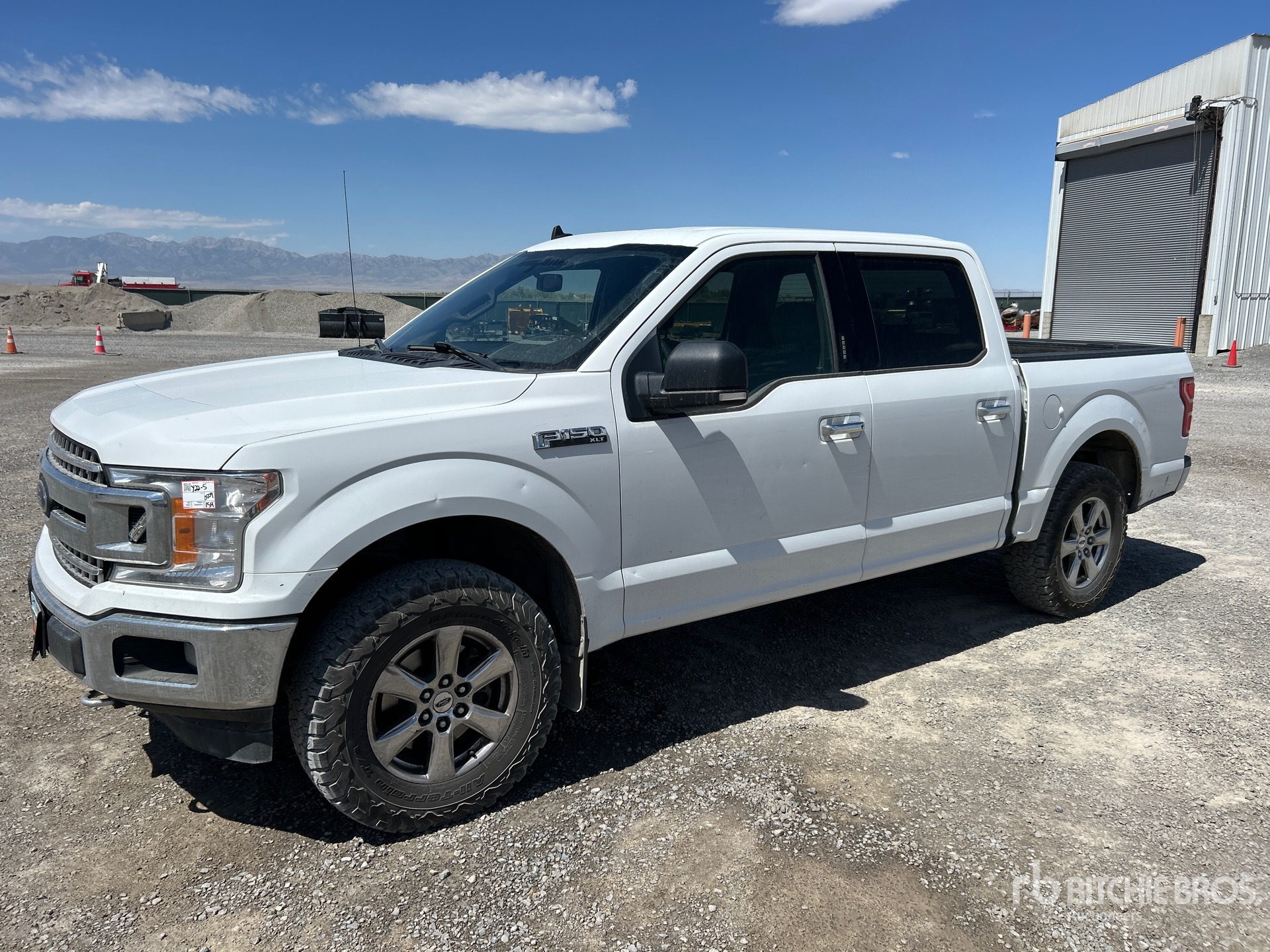 General Appearance with Featured Photo