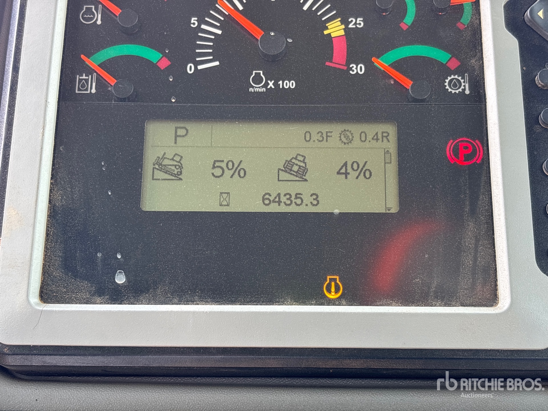 General Appearance with Hour Meter / Odometer