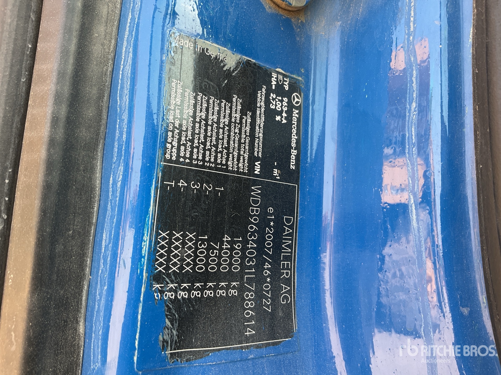 General Appearance with Numéro de série/Numéro d'identification du véhicule automobile