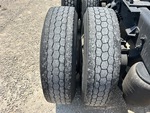 4 Underbody - Truck with 