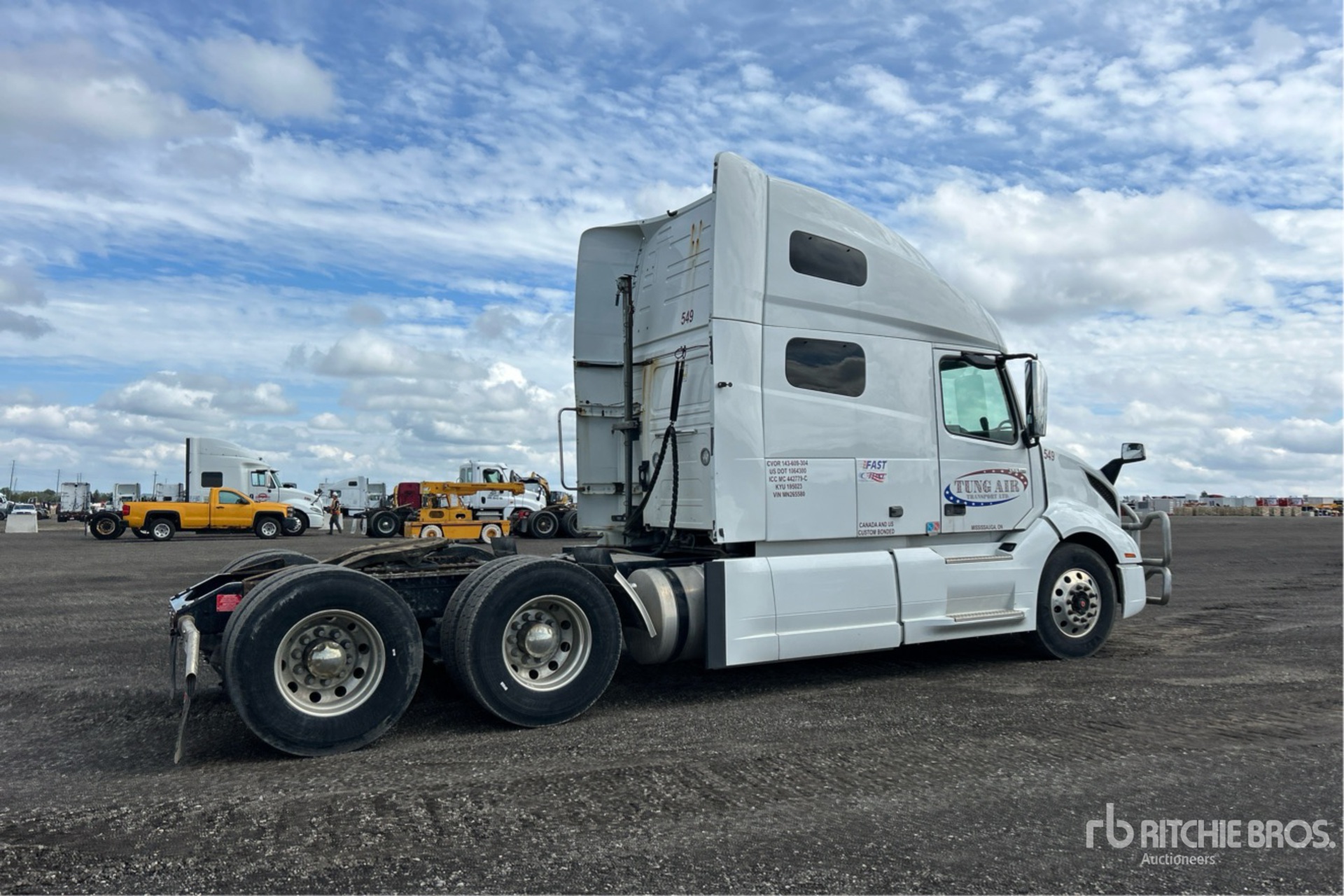 General Appearance with Picture, Right Rear Corner