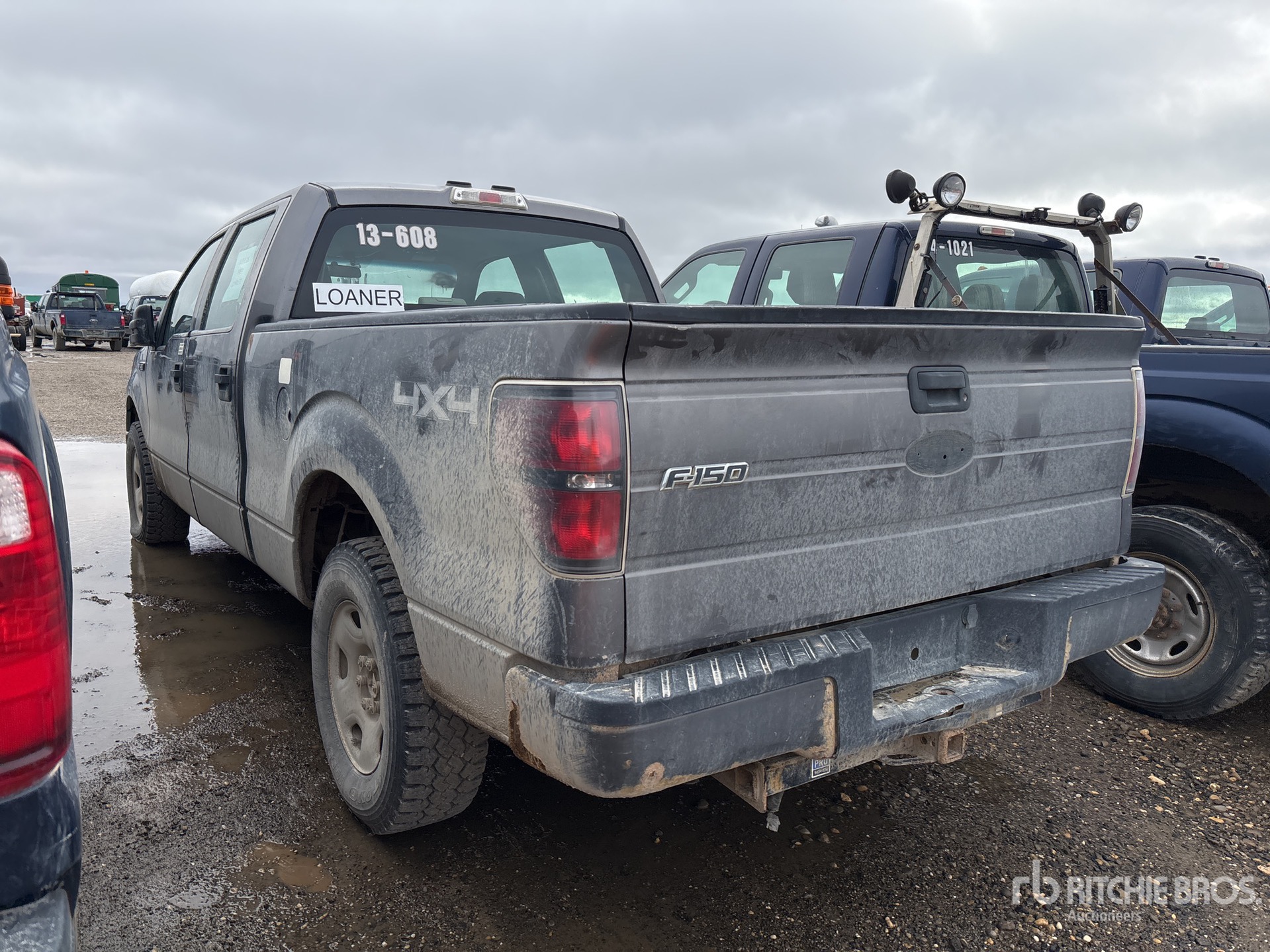 General Appearance with Picture, Left Rear Corner