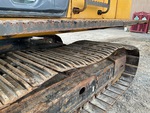 Undercarriage with Right Track Pads