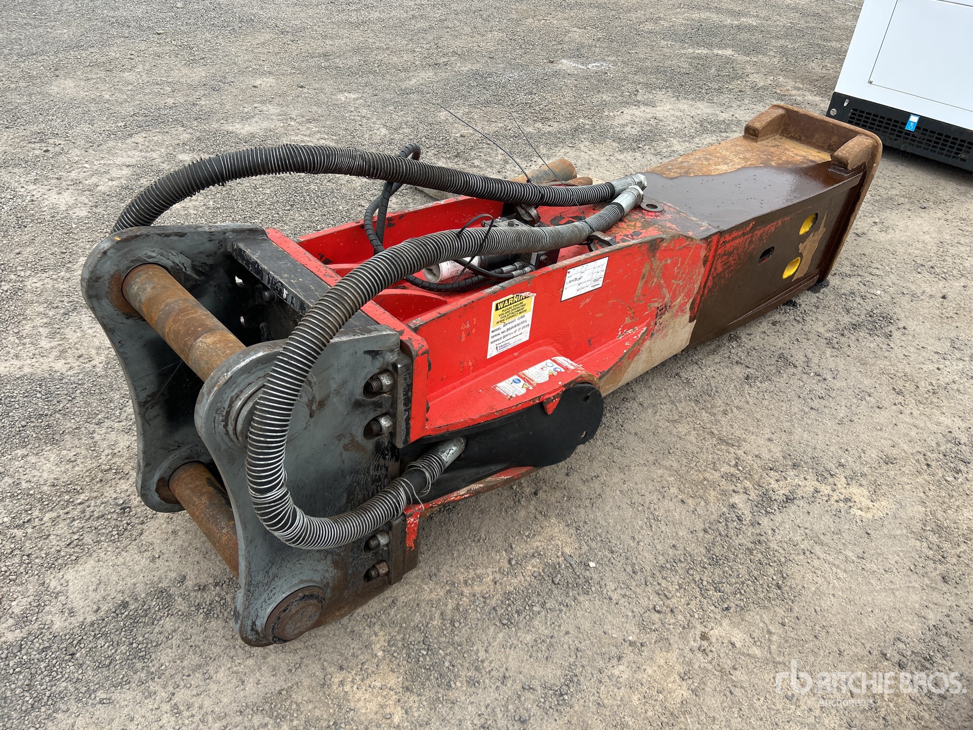 General Appearance with Picture, Right Rear Corner