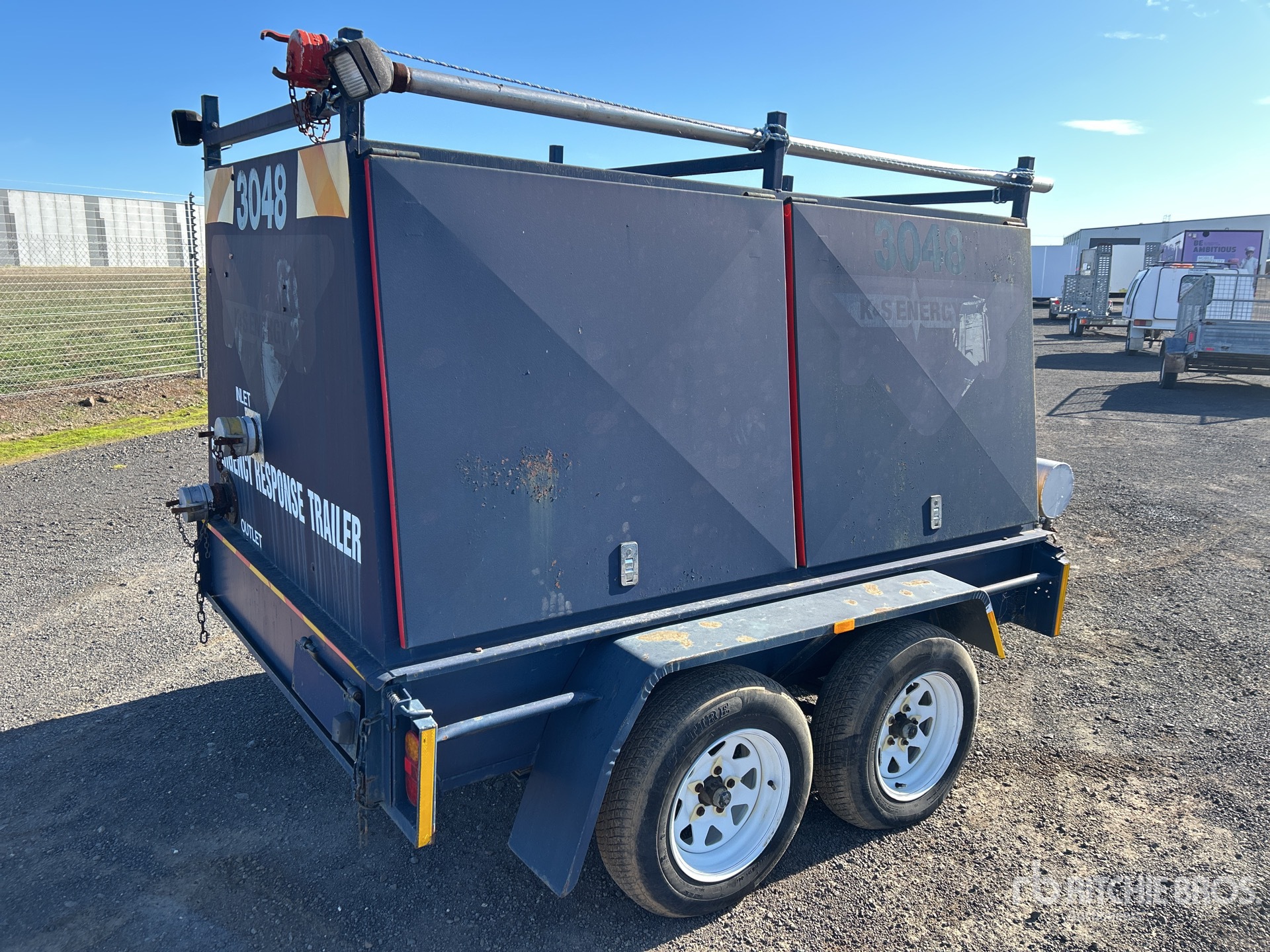 General Appearance with Picture, Left Rear Corner