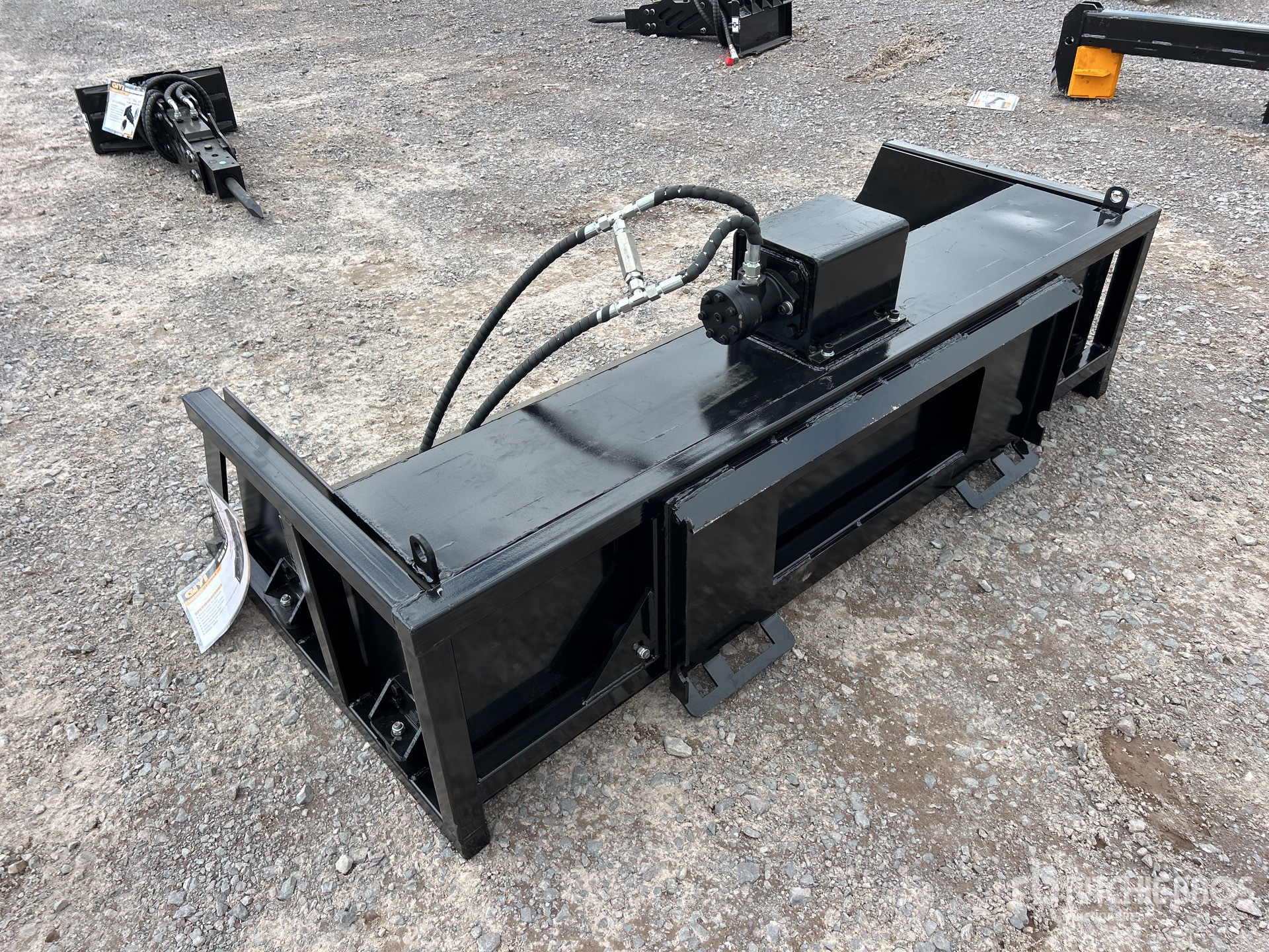 General Appearance with Picture, Left Rear Corner