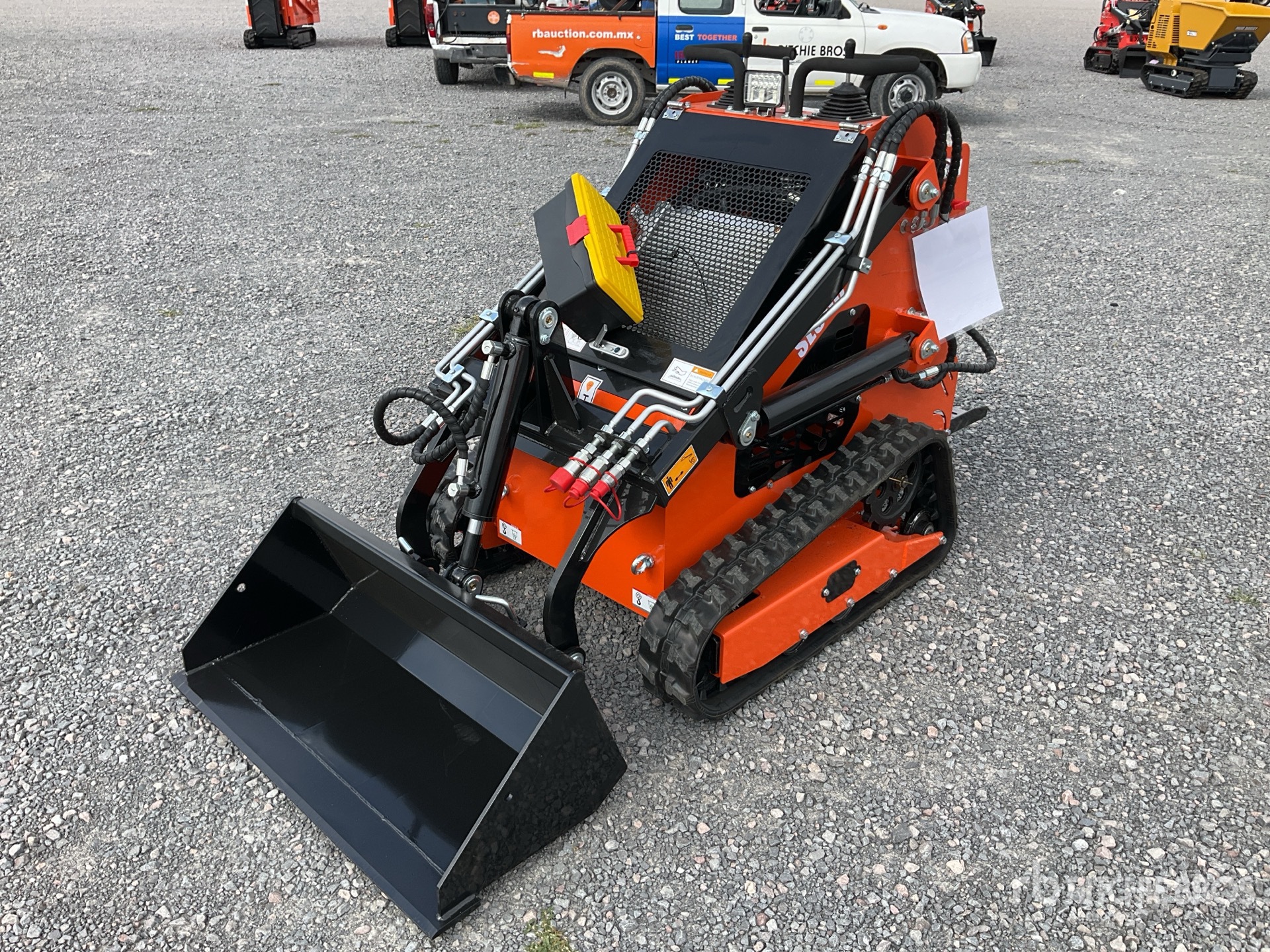 MINI CARGADOR SOBRE ORUGAS 2025 SDLOOL 36C