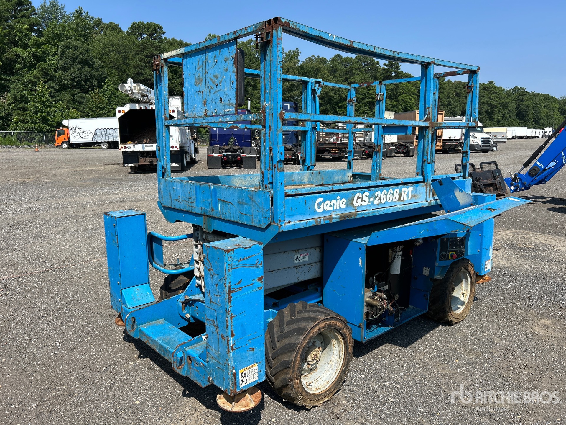 General Appearance with Picture, Right Rear Corner