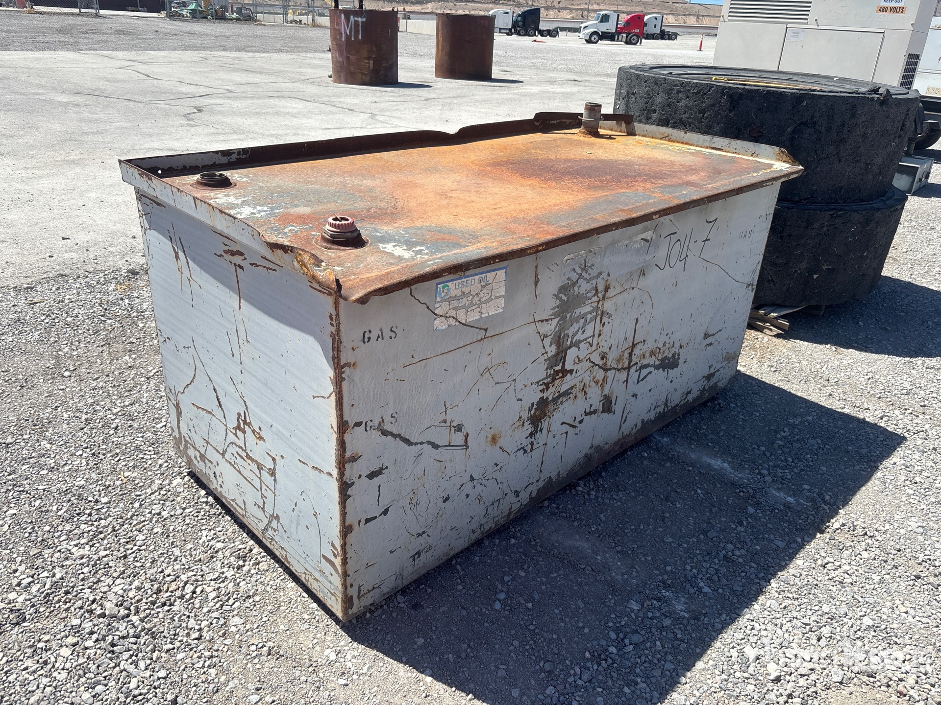 General Appearance with Picture, Left Rear Corner
