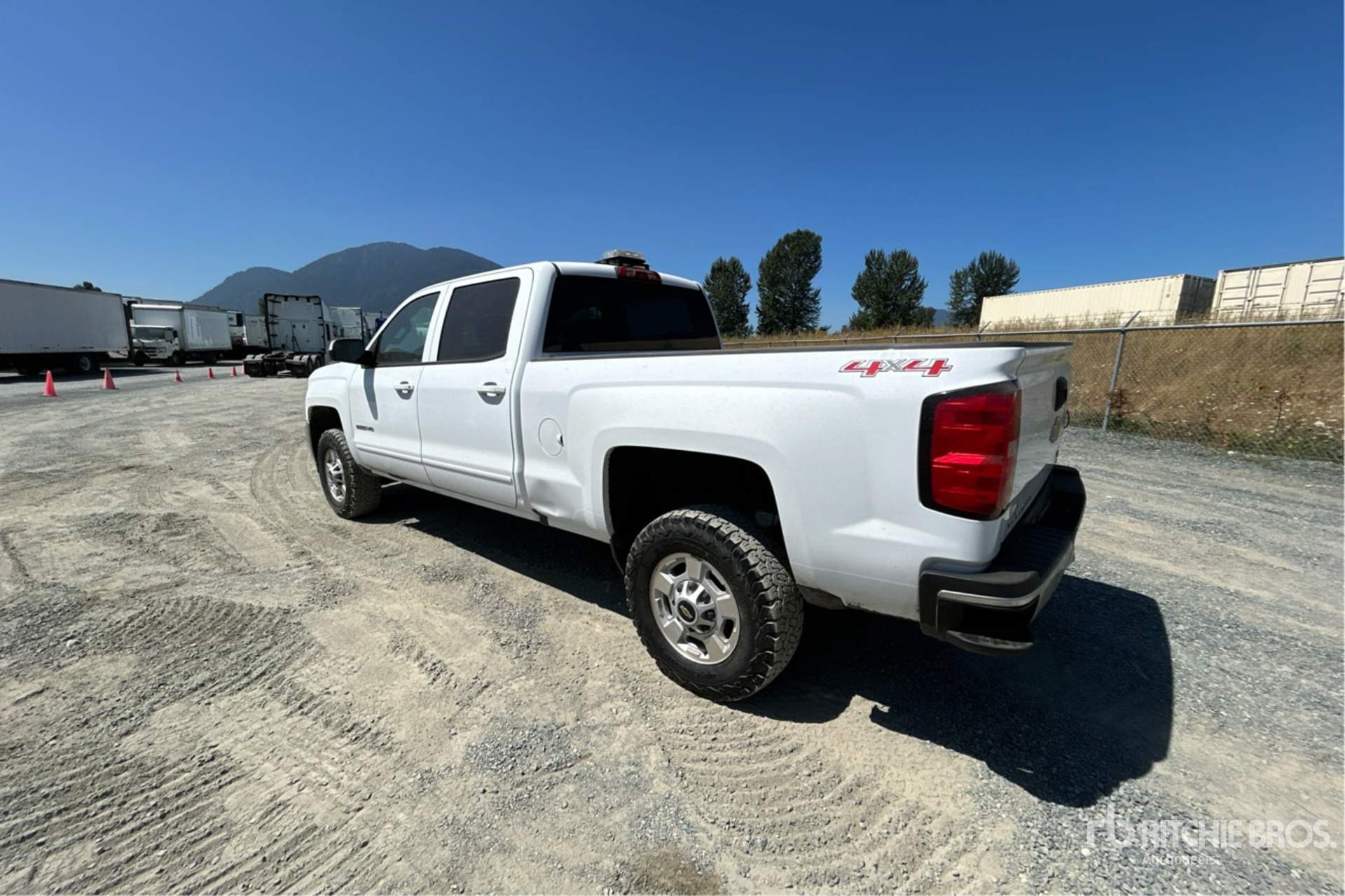 General Appearance with Picture, Left Rear Corner