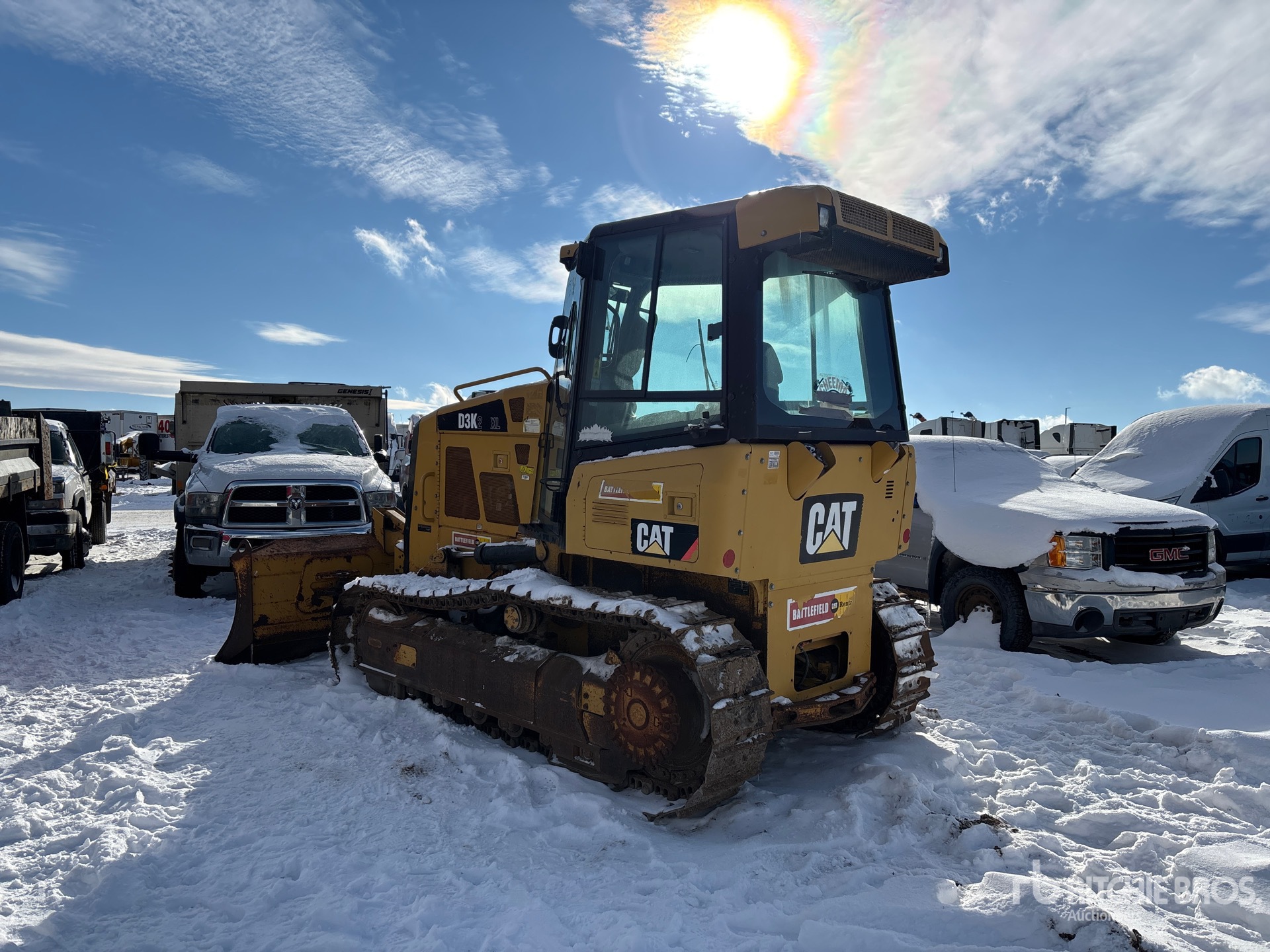 General Appearance with Picture, Left Rear Corner