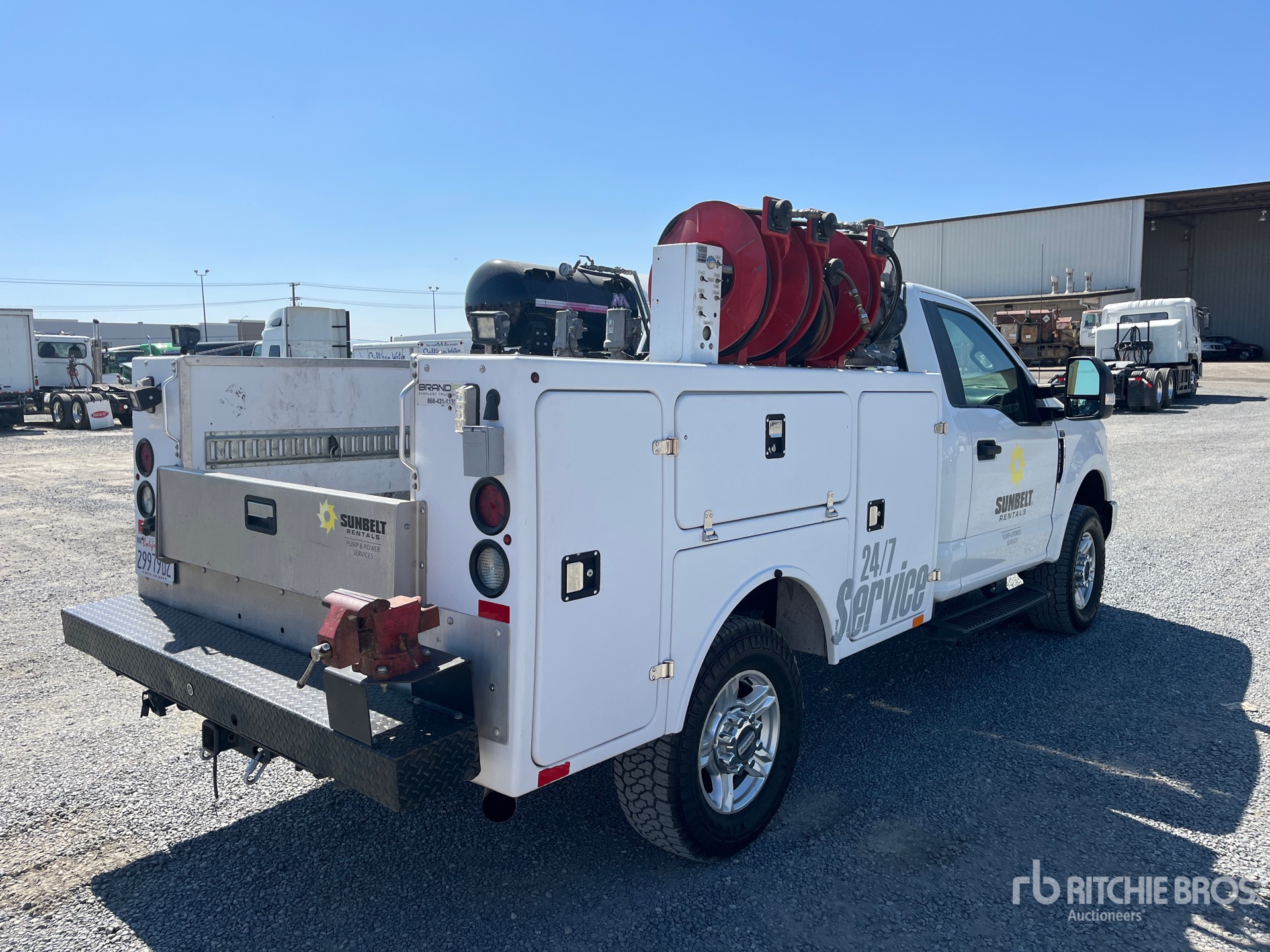 General Appearance with Picture, Right Rear Corner