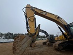 v2 Chassis - Excavator with 
