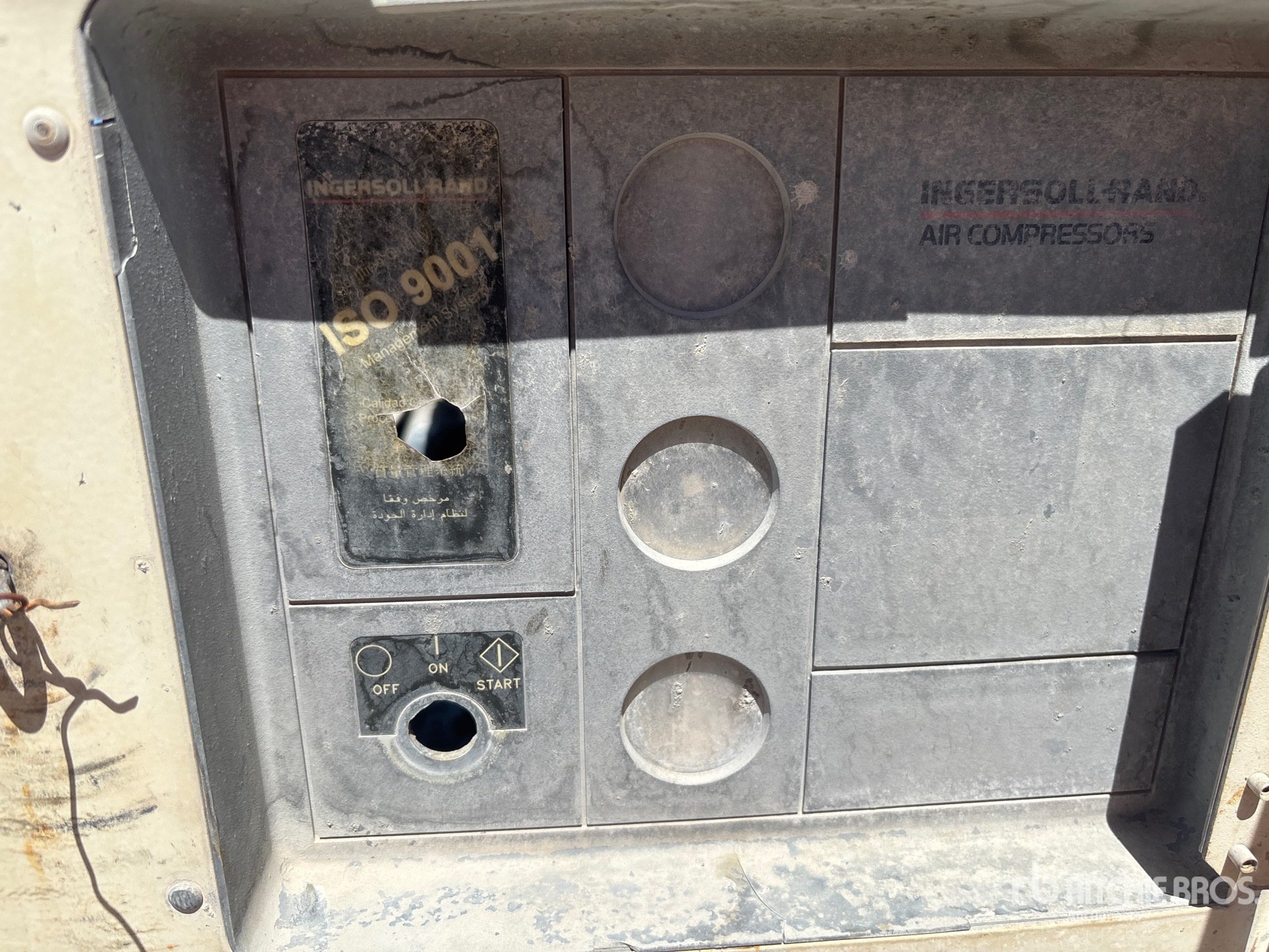 General Appearance with Hour Meter / Odometer