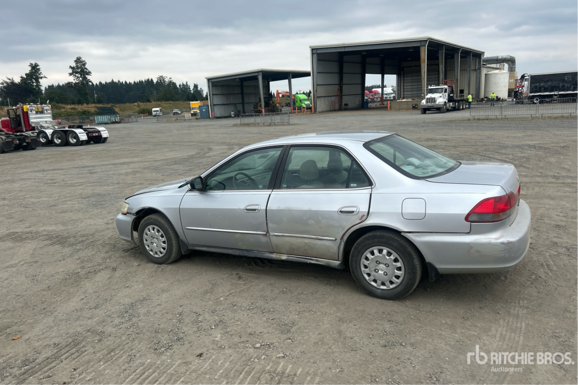 General Appearance with Picture, Left Rear Corner