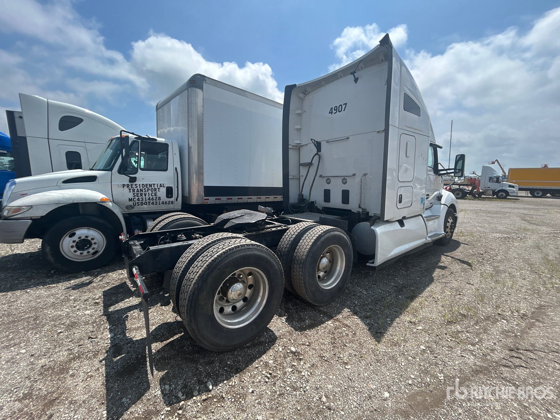 General Appearance with Picture, Right Rear Corner