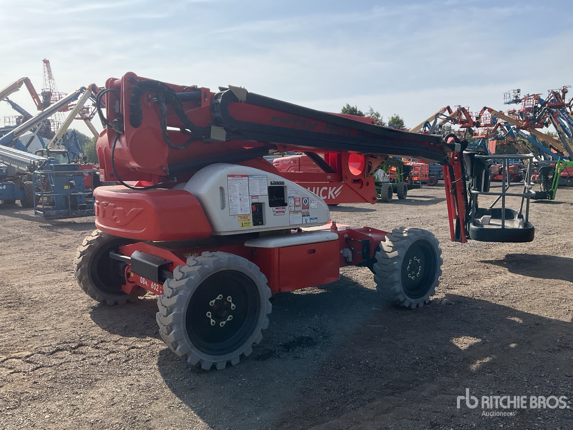 General Appearance with Imagen: esquina trasera derecha