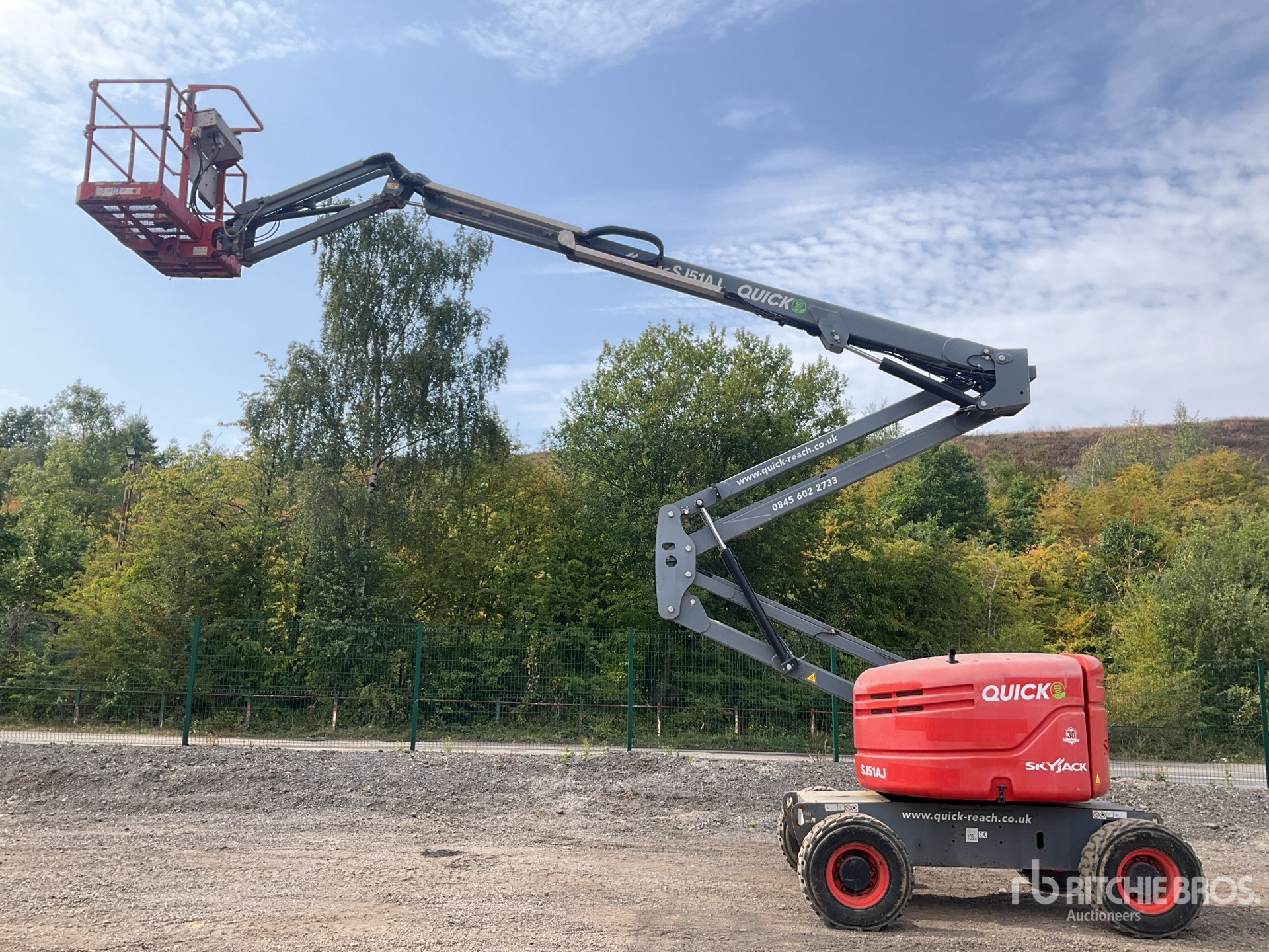 General Appearance with Featured Photo