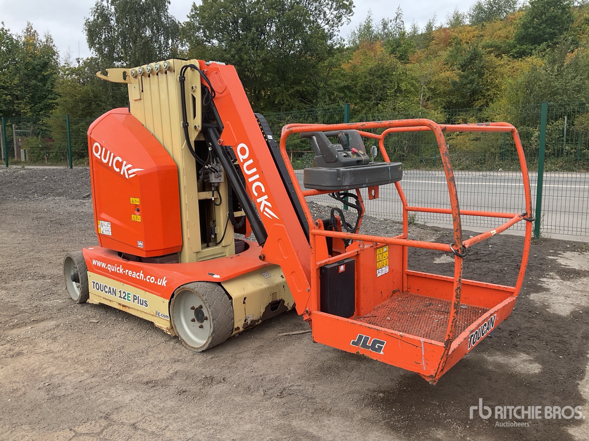 General Appearance with Picture, Right Front Corner