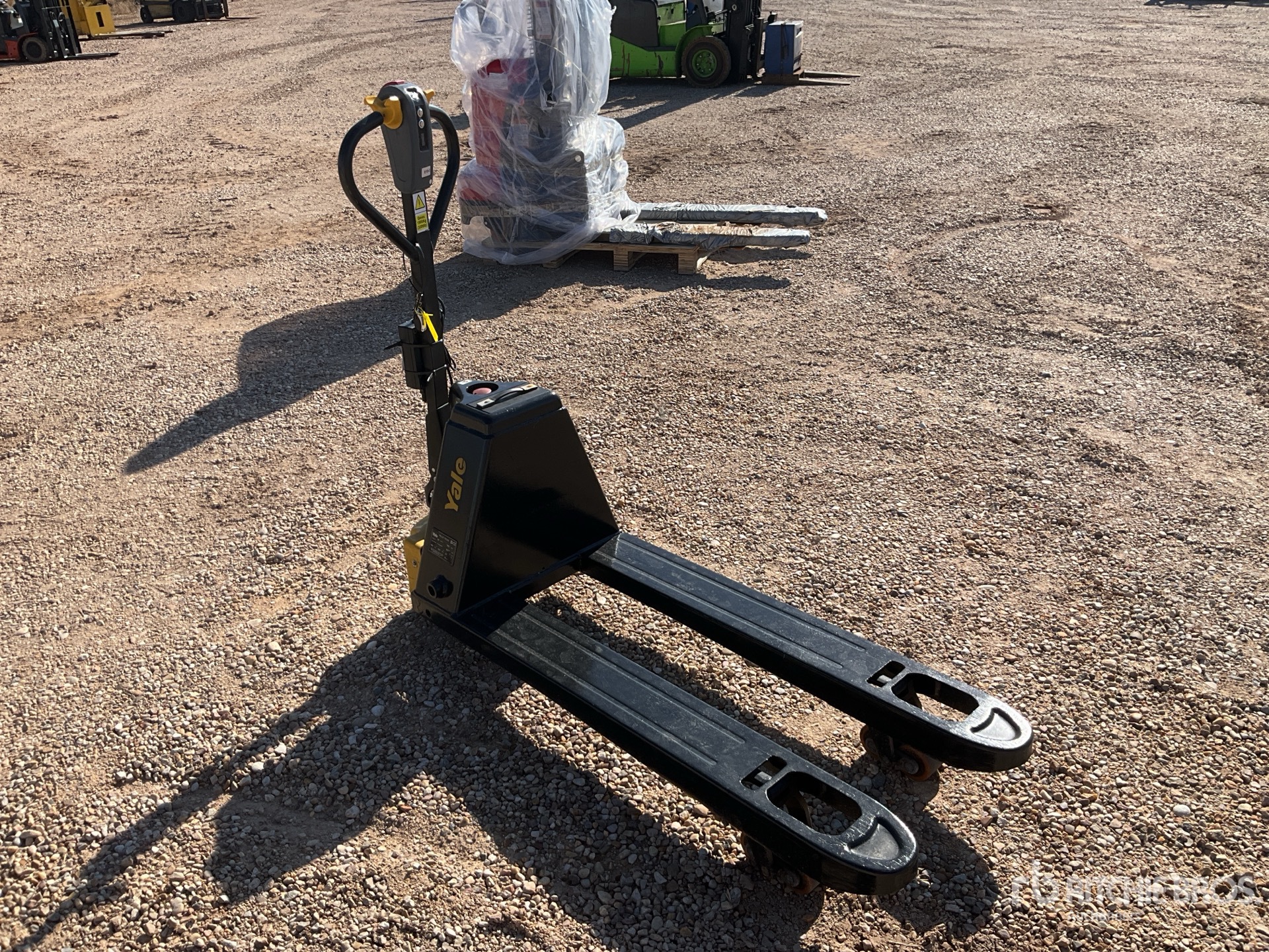 General Appearance with Foto, angolo anteriore destro