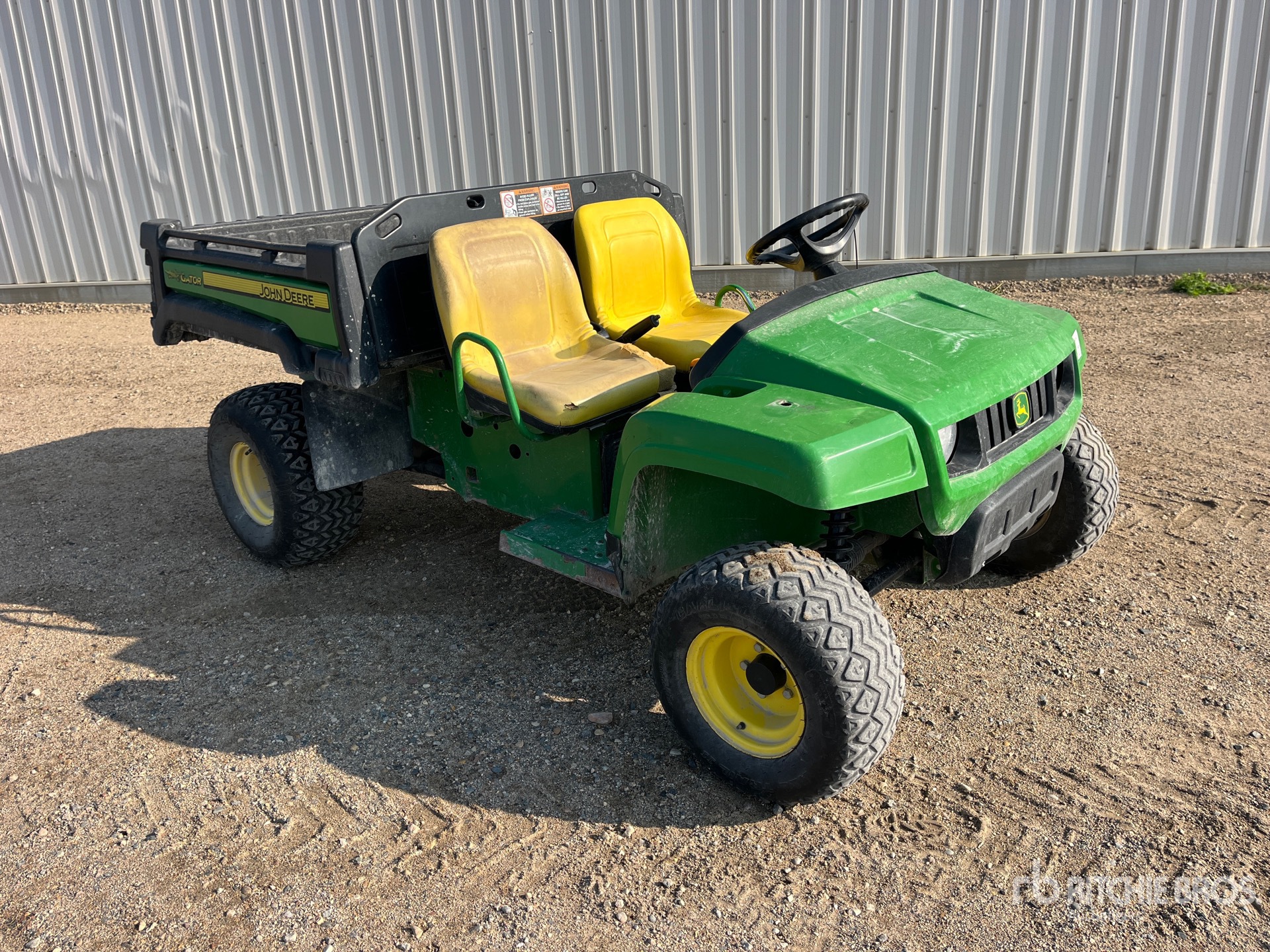 General Appearance with Picture, Right Front Corner