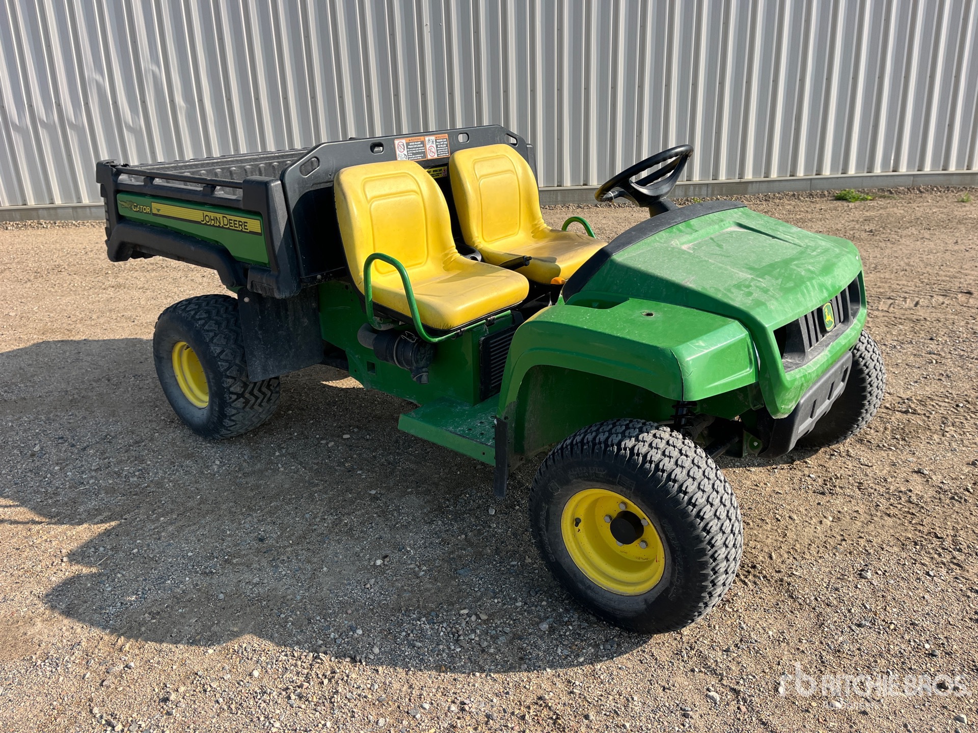 General Appearance with Picture, Right Front Corner
