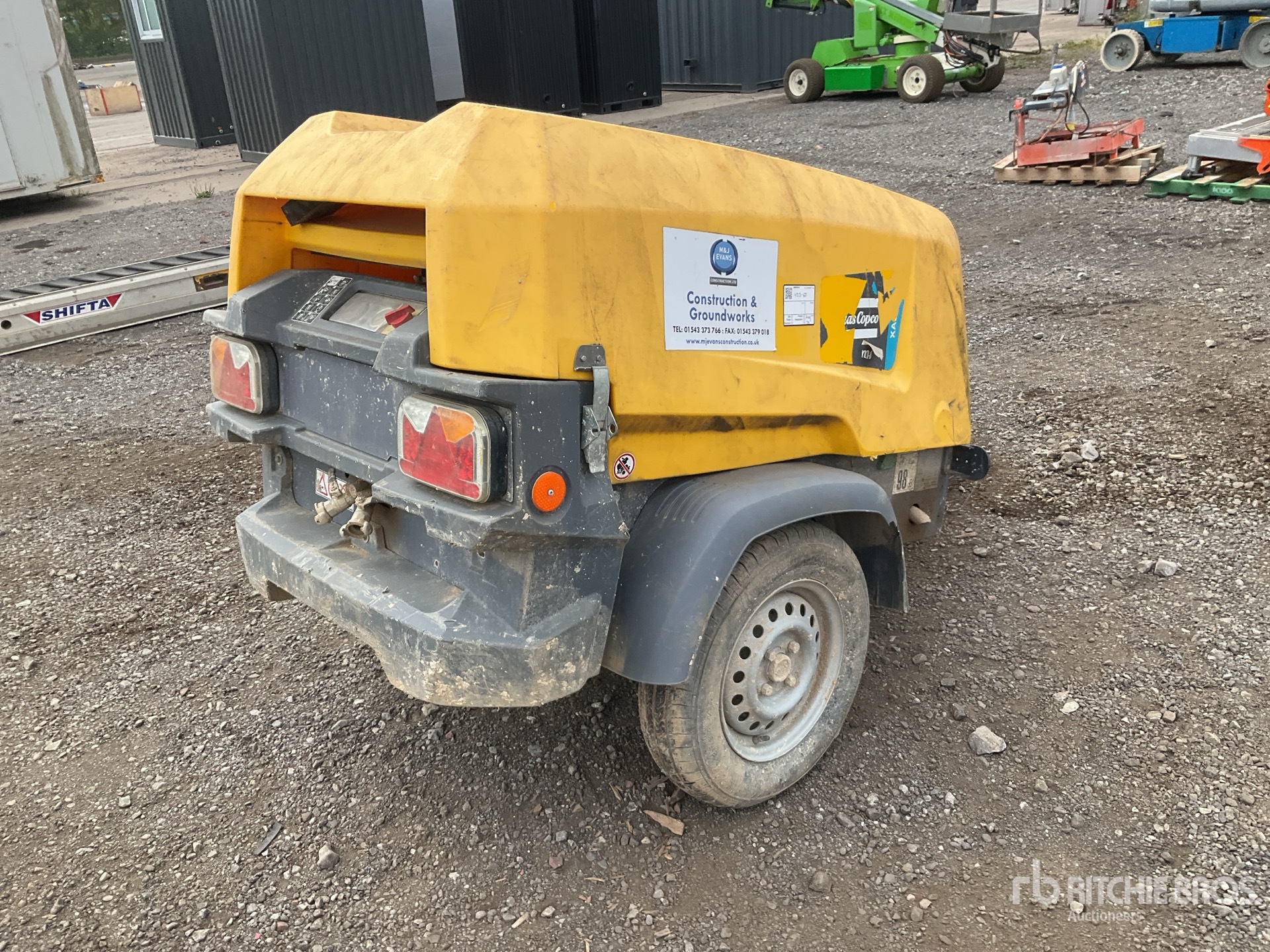General Appearance with Picture, Right Rear Corner