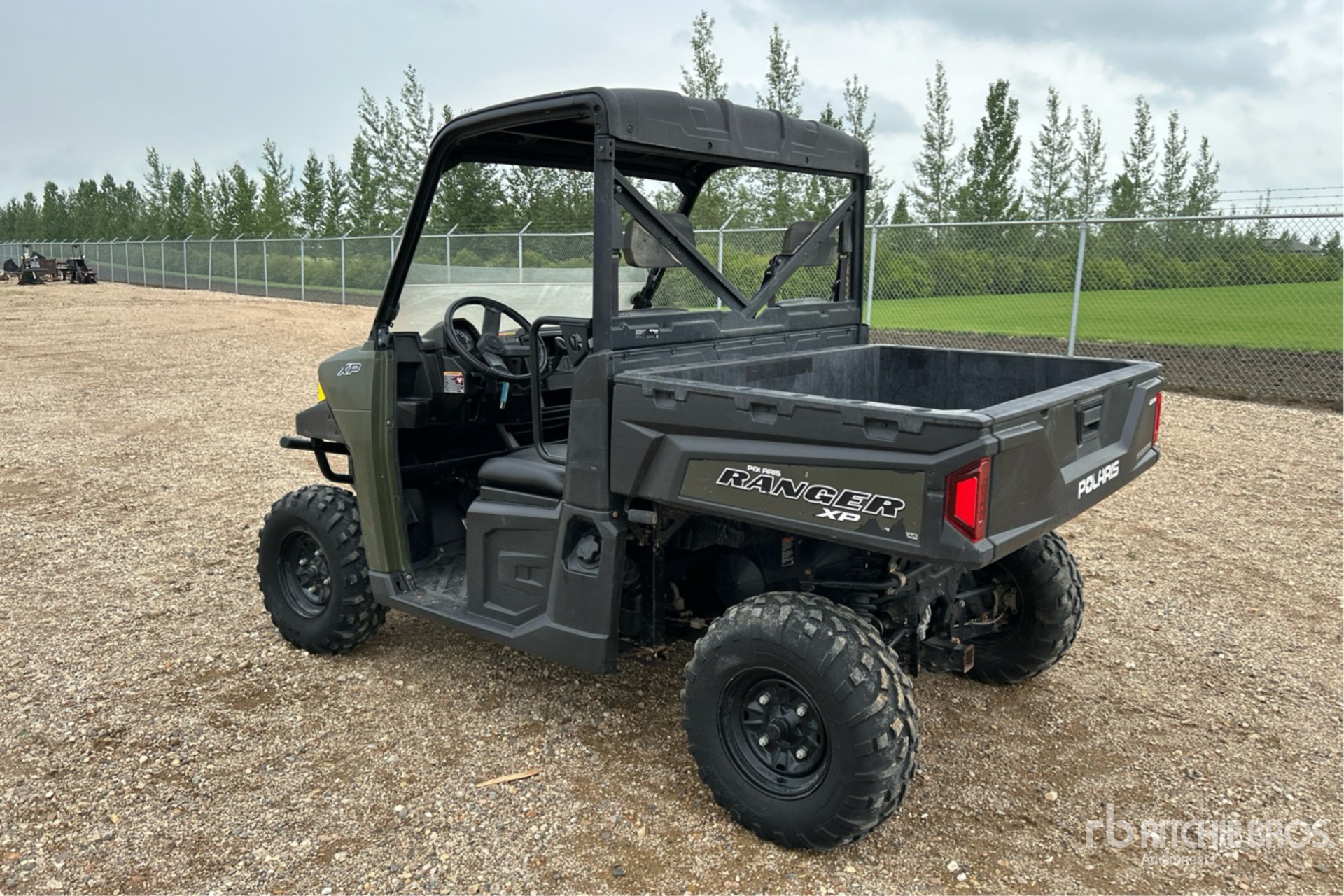 General Appearance with Picture, Left Rear Corner