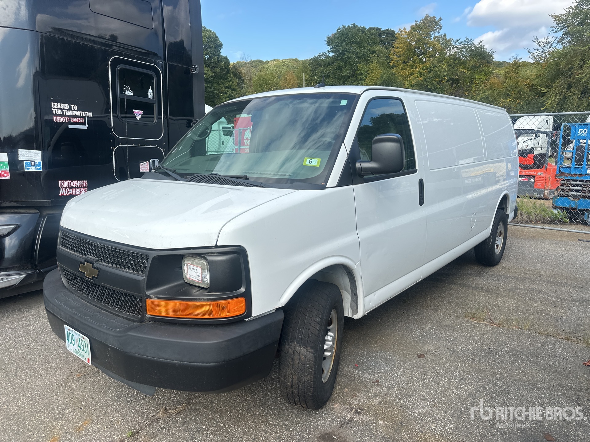 General Appearance with Picture, Left Front Corner