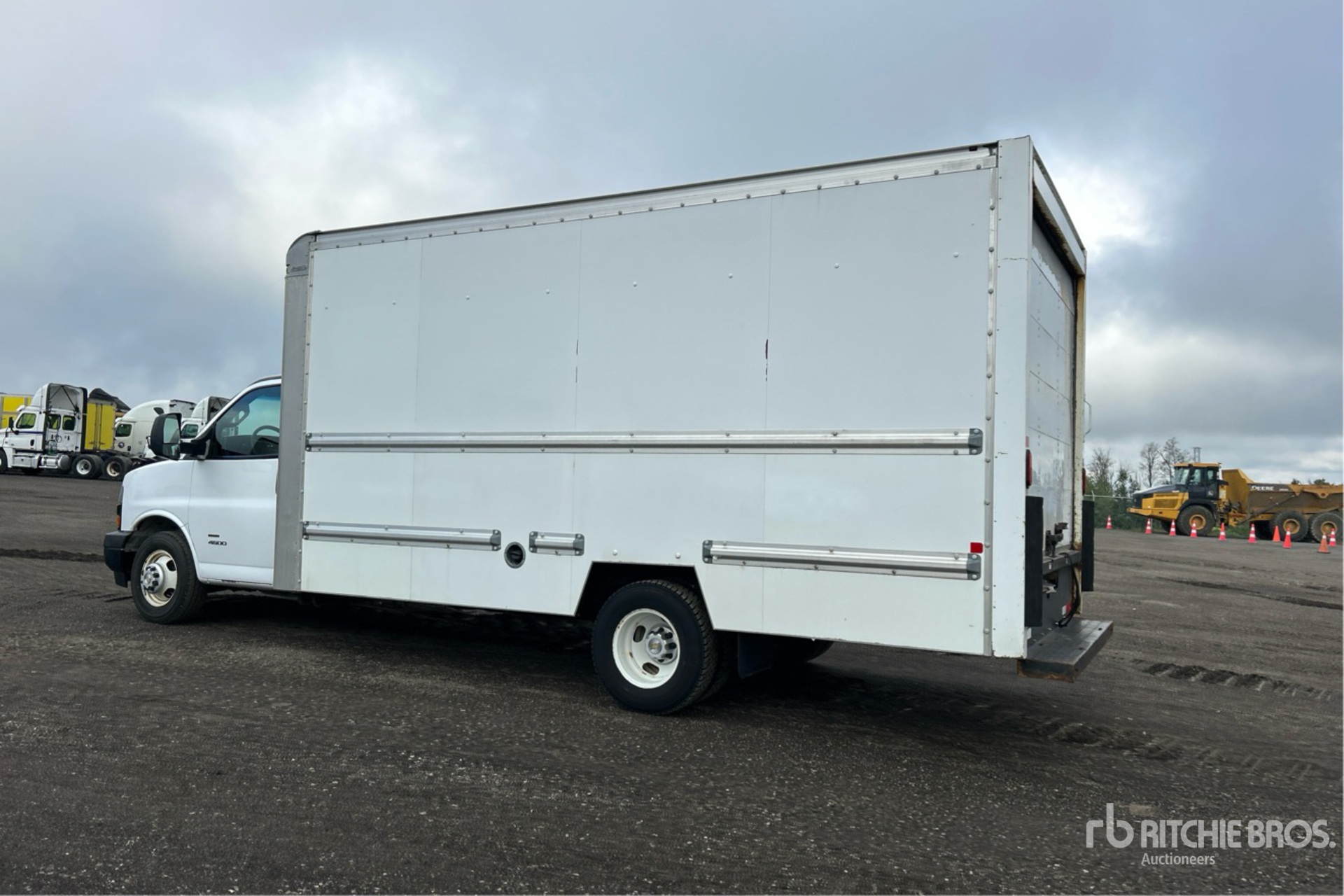 General Appearance with Picture, Left Rear Corner