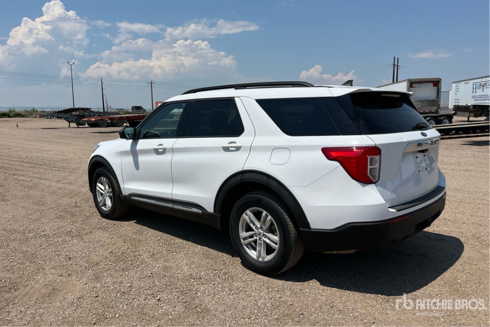 General Appearance with Picture, Left Rear Corner