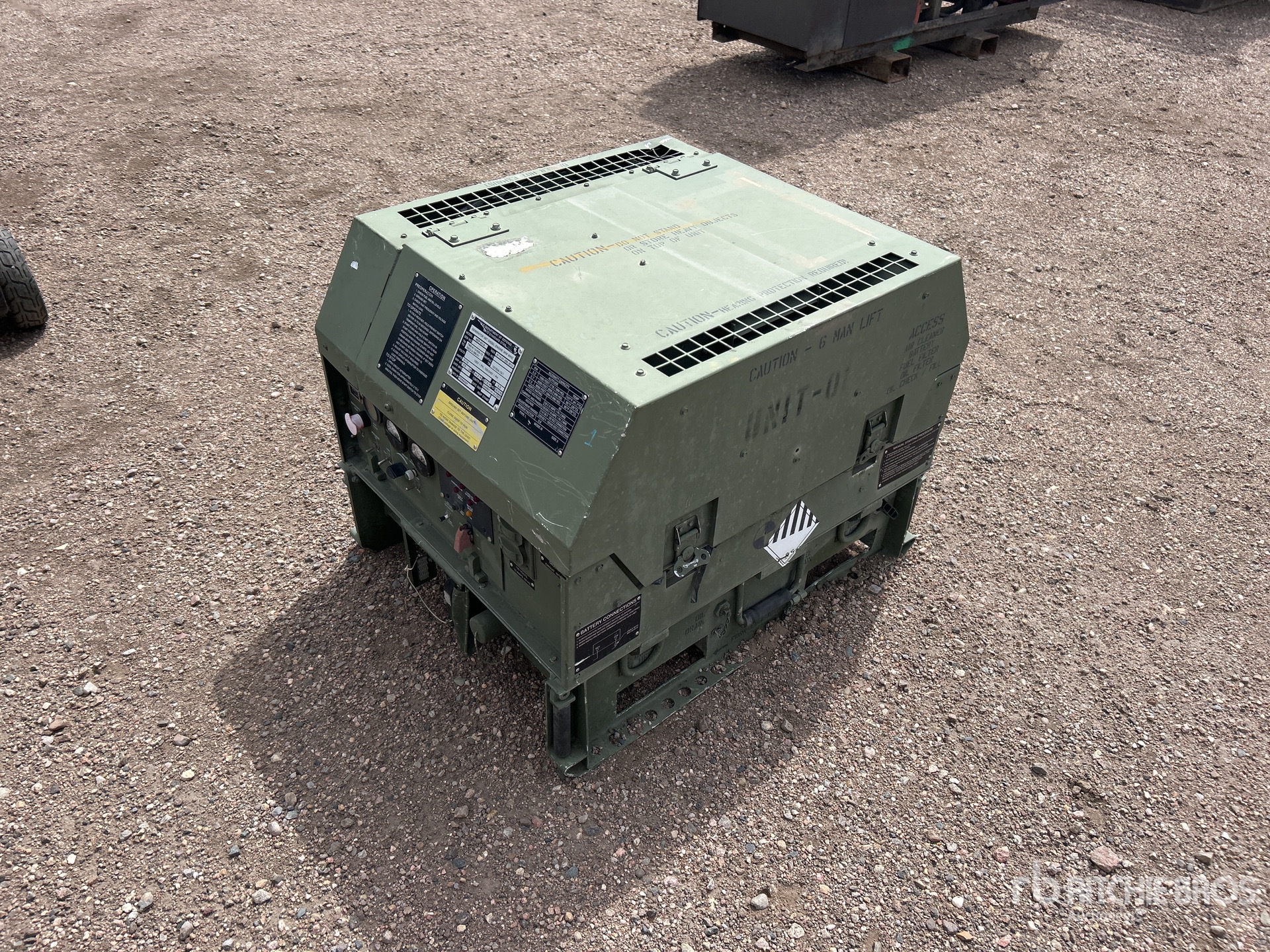 General Appearance with Picture, Left Front Corner