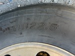 4 Underbody - Truck with 