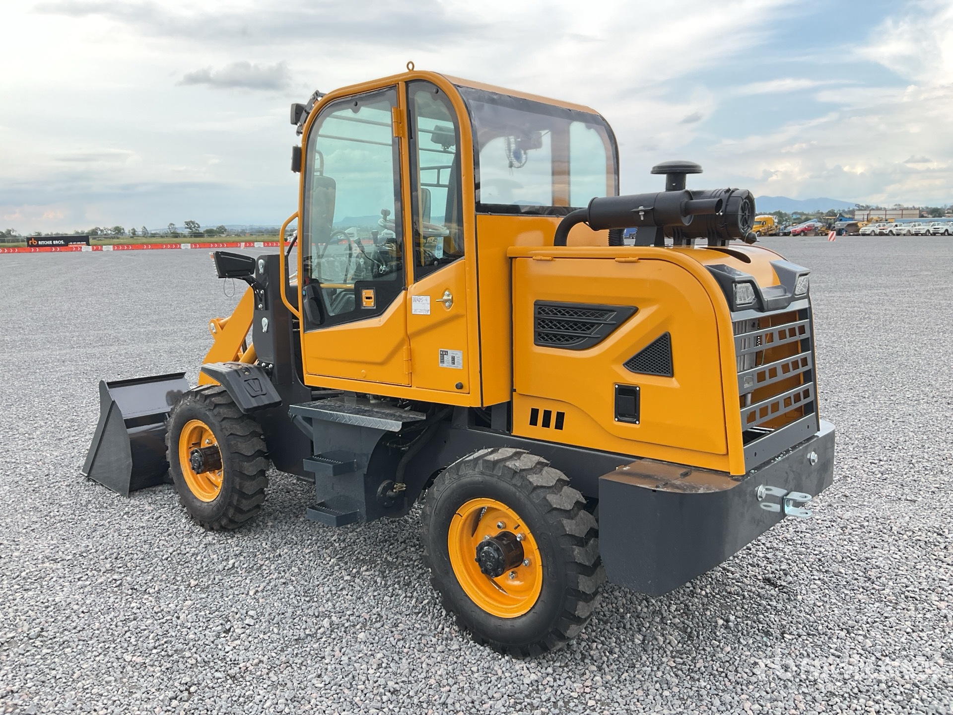 General Appearance with Picture, Left Rear Corner