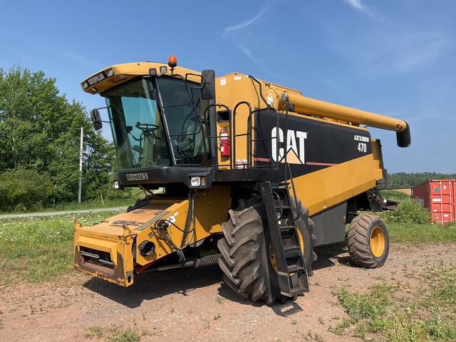 2001 Cat Lexion 470 Combine Harvester
