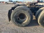 4 Underbody - Truck with 
