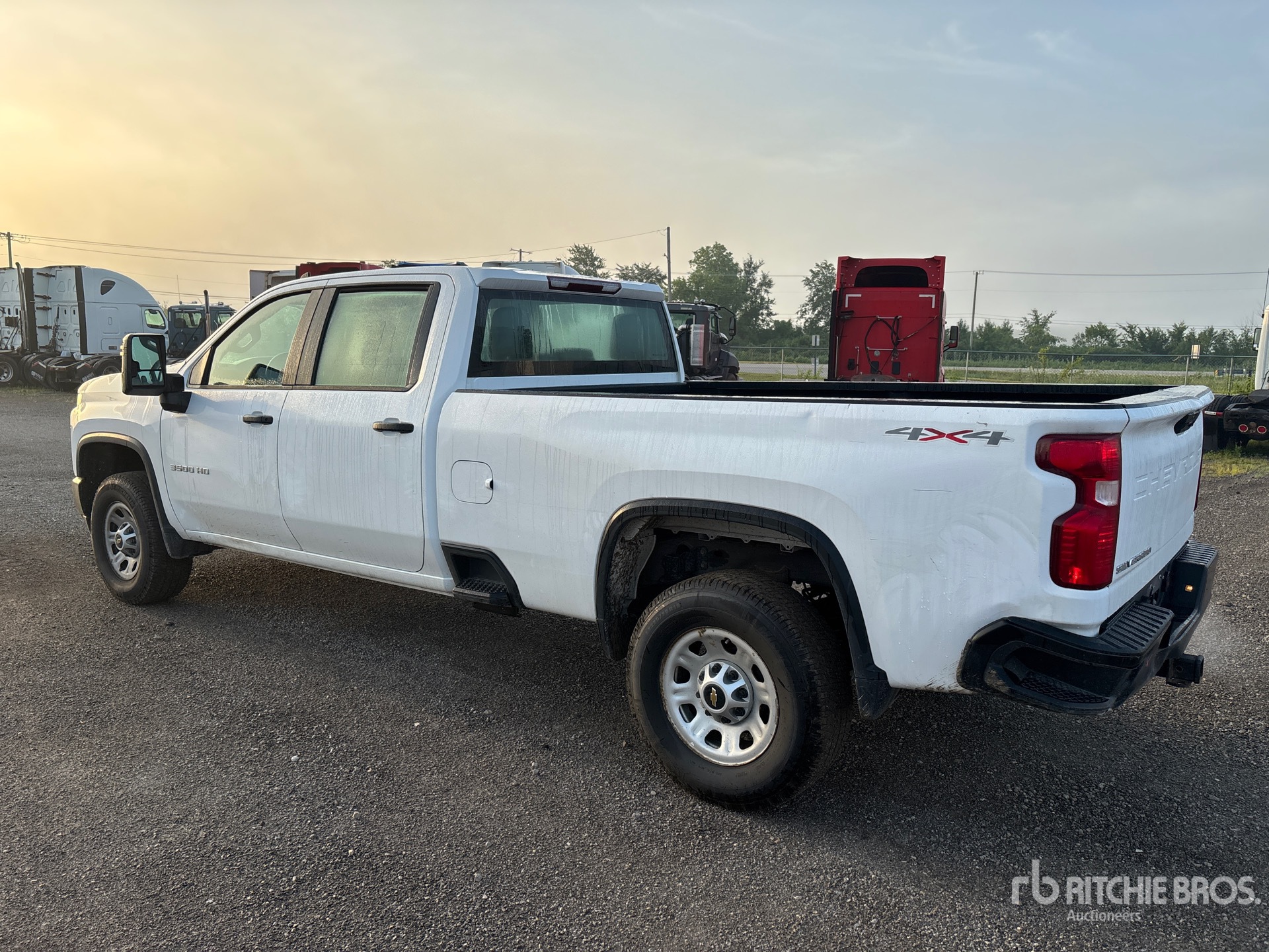 General Appearance with Picture, Left Rear Corner