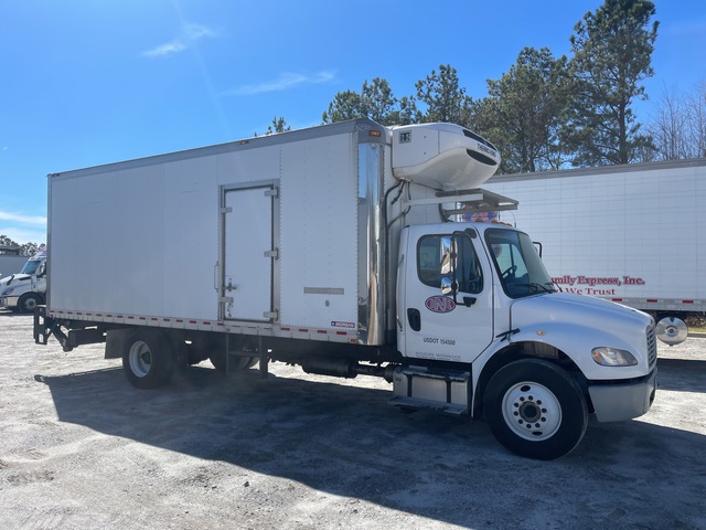 2016 Freightliner M2 106 4x2 Refrigerated Truck