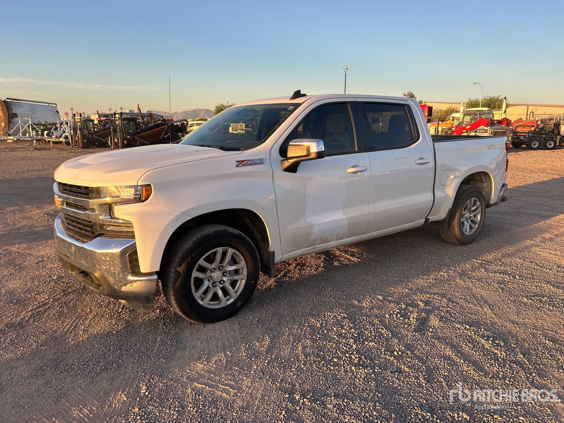 General Appearance with Featured Photo