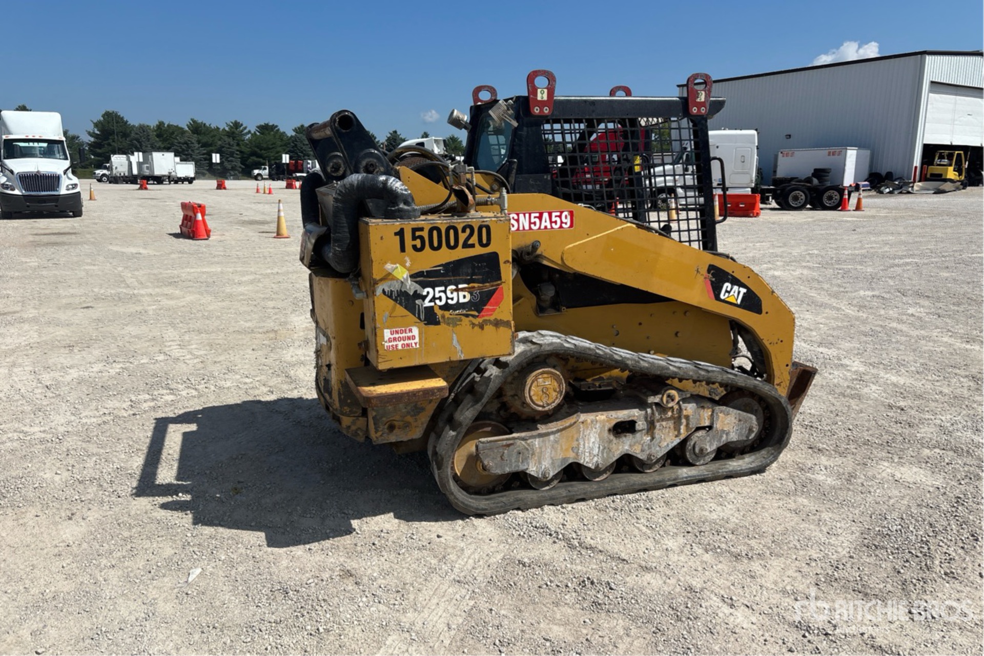 General Appearance with Picture, Right Rear Corner