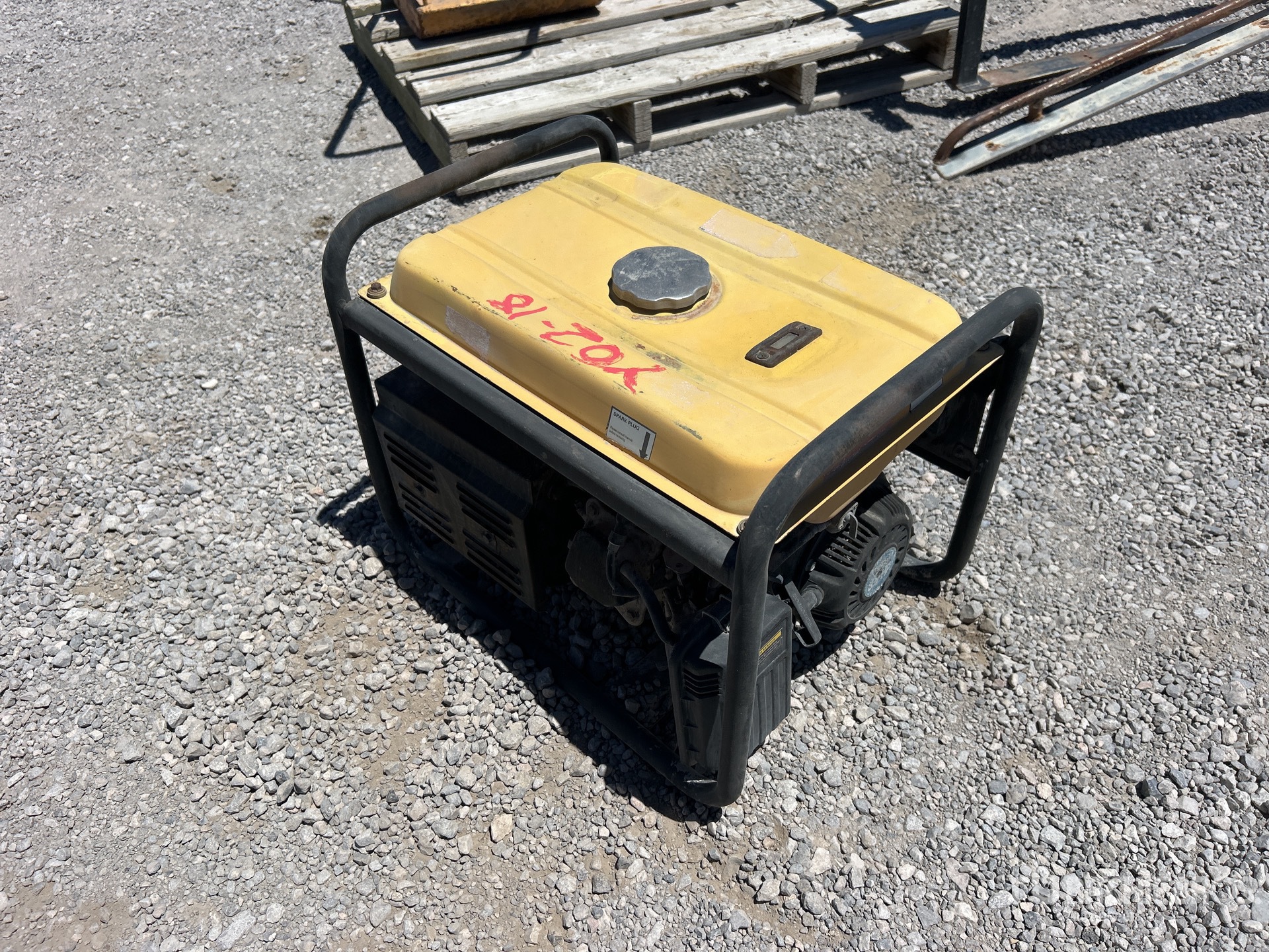 General Appearance with Picture, Right Front Corner