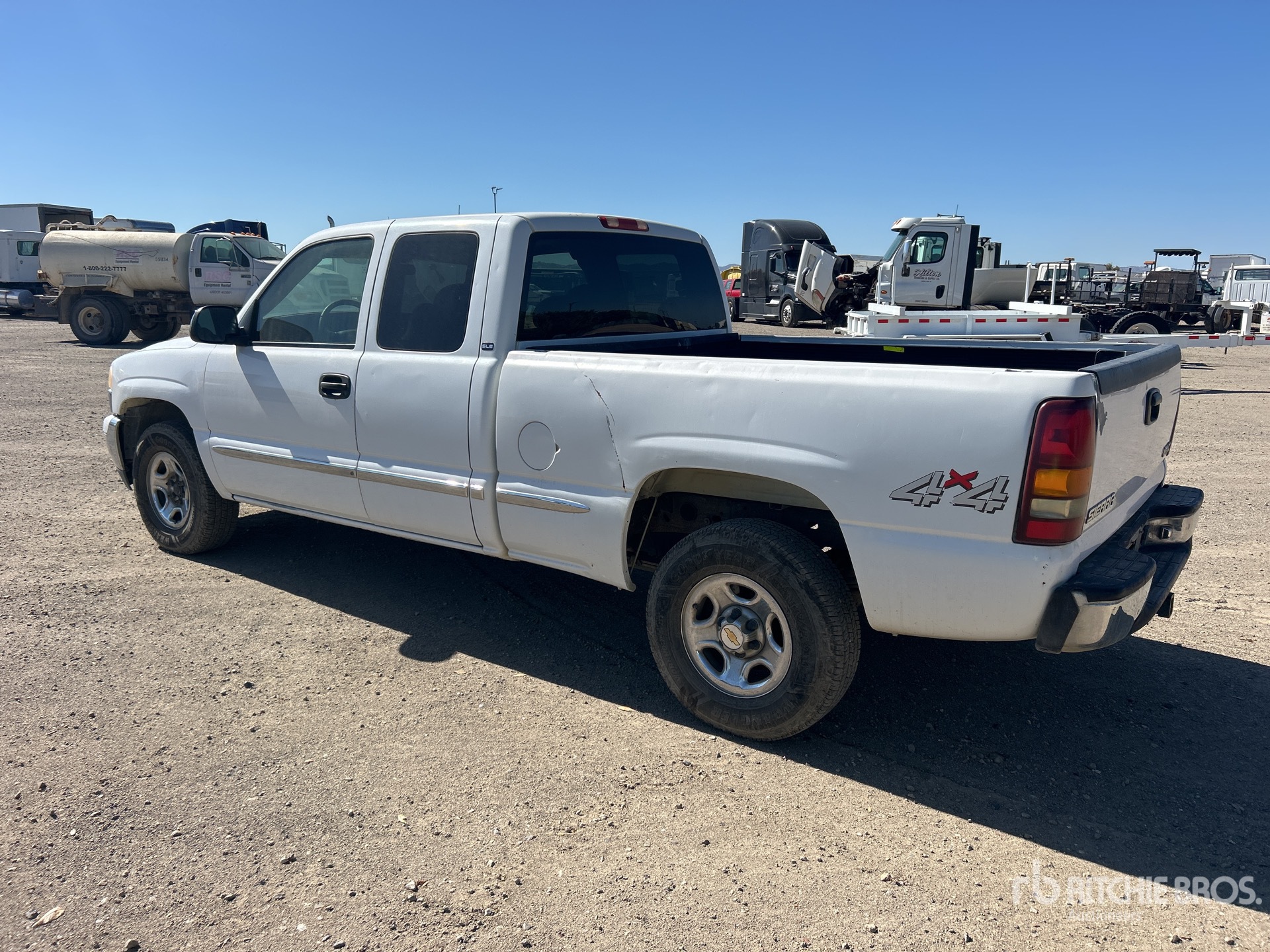 General Appearance with Picture, Left Rear Corner