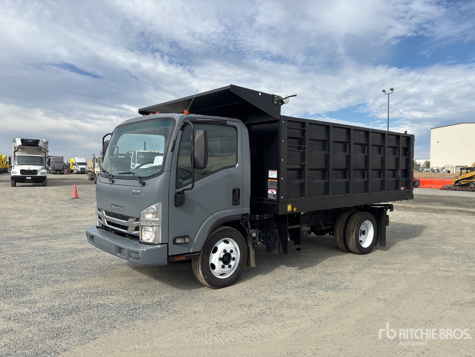 General Appearance with Featured Photo