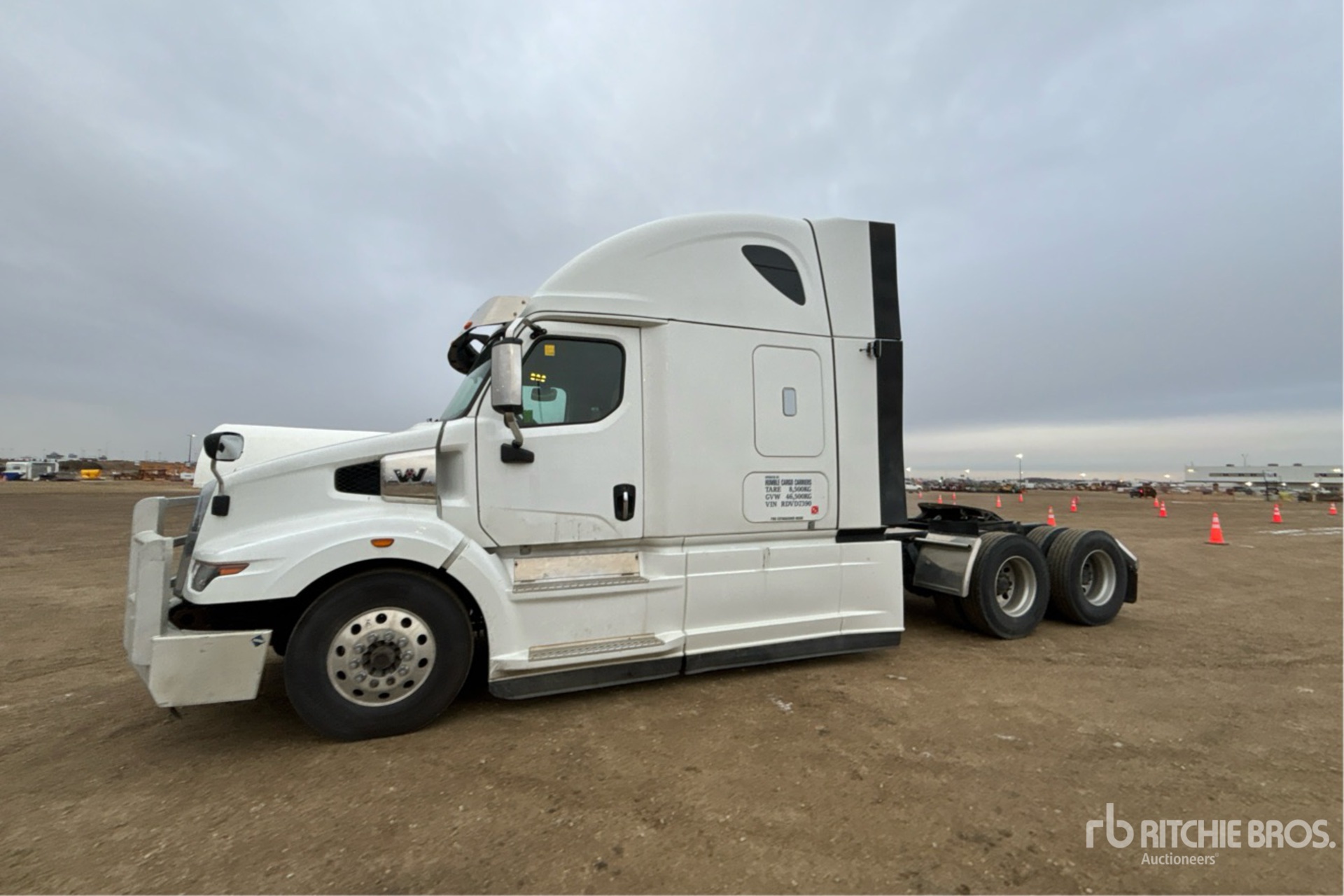 General Appearance with Picture, Left Front Corner