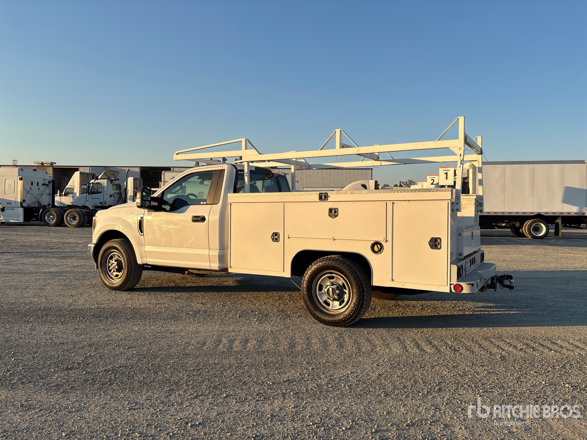 General Appearance with Picture, Left Rear Corner