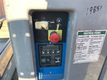Poste de contrôle inférieur de base with 
