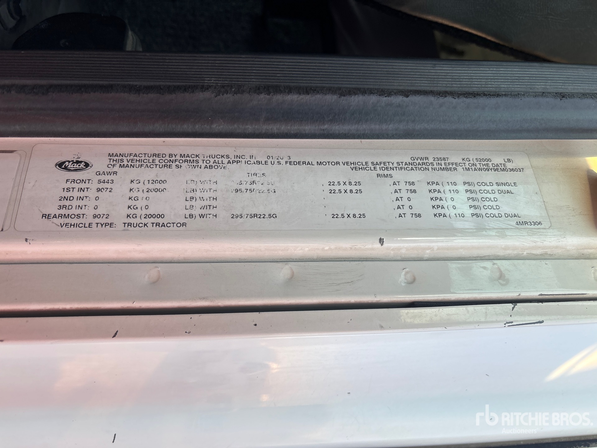General Appearance with Serial Number / VIN