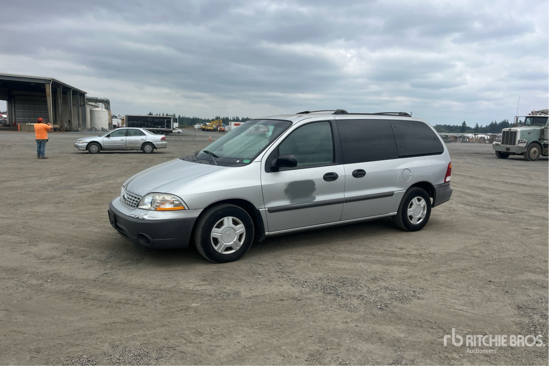 General Appearance with Picture, Left Front Corner